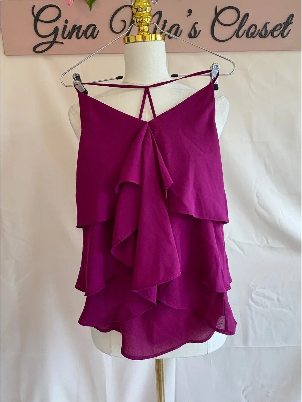Express Women's Fuchsia Ruffled Sleeveless Blouse Size XS